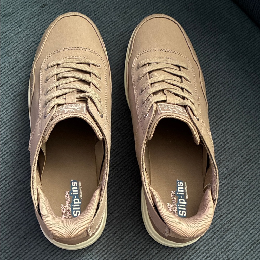 BOBS from Skechers Women's Tan Low-Top Lace-Up Sneakers - Picture 4 of 6